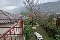 Dom 3 pokoi  Prcanj, Czarnogóra