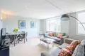 2 bedroom apartment 68 m² in London, United Kingdom