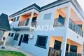 Haus 5 zimmer 192 m² Sukuta, Gambia