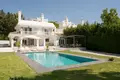 5 bedroom house 335 m² Dos Hermanas, Spain