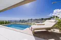 Mieszkanie 2 pokoi 105 m² Marbella, Hiszpania