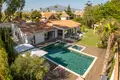 6-Zimmer-Villa 336 m² Marbella, Spanien