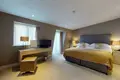 3 bedroom apartment 125 m² in London, United Kingdom