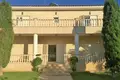 Villa de 4 dormitorios 450 m² Monagrouli, Chipre