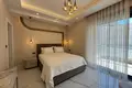 Mieszkanie 2 pokoi 65 m² Muratpasa, Turcja