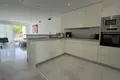 Mieszkanie 2 pokoi 106 m² Marbella, Hiszpania