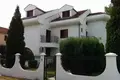 Casa 9 habitaciones 371 m² Podgorica, Montenegro
