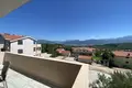Haus 4 Schlafzimmer  Lustica, Montenegro