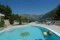 5 bedroom villa 750 m² Stoliv, Montenegro