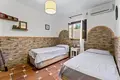 Haus 4 Schlafzimmer 284 m² Dos Hermanas, Spanien