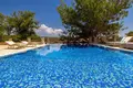 7-Schlafzimmer-Villa 780 m² Souni Zanatzia, Zypern