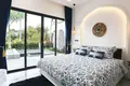 3 bedroom apartment 457 m² Si Sunthon, Thailand