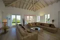 4 bedroom Villa 402 m² Cavandone, Italy