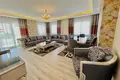 Wohnung 4 Schlafzimmer 160 m² Kargıcak, Türkei