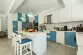 Dom 3 pokoi 240 m² Konia, Cypr
