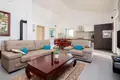 villa de 5 dormitorios 280 m² Grad Biograd na Moru, Croacia