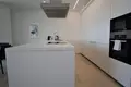 Mieszkanie 3 pokoi 172 m² Nikozja, Cypr