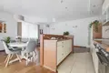2 bedroom apartment 87 m² Warsaw, Poland