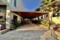 Villa de 6 chambres 1 352 m² Doubaï, Émirats arabes unis
