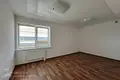 Офис 3 комнаты 53 м² в Минске, Беларусь