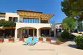 Villa de 4 dormitorios 250 m² Kouklia, Chipre