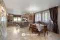 Haus 7 zimmer 310 m² Papiarnianski sielski Saviet, Belarus