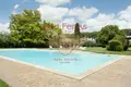 6-Zimmer-Villa 790 m² Terni, Italien