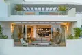 Mieszkanie 3 pokoi 275 m² Marbella, Hiszpania