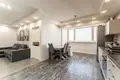 Mieszkanie 3 pokoi 92 m² Mińsk, Białoruś