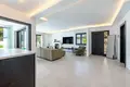 4 bedroom house 200 m² Artola, Spain