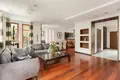 Дом 4 комнаты 258 м² в Варшаве, Польша