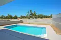 Mieszkanie 4 pokoi 181 m² Pafos, Cypr
