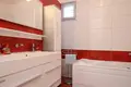 Dom 8 pokojów 600 m² Grad Zadar, Chorwacja