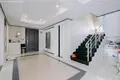 Bliźniak 7 pokojów 350 m² Muratpasa, Turcja