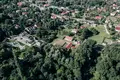 Atterrir 2 091 m² Cracovie, Pologne