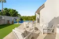 Haus 4 Schlafzimmer 210 m² Dos Hermanas, Spanien