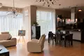 Dom 6 pokojów 275 m² Marupe, Łotwa