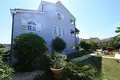 Villa 8 Schlafzimmer 398 m² Opcina Medulin, Kroatien