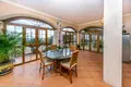 6 bedroom house 1 120 m² Malaga, Spain