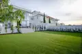 Villa 4 chambres 172 m² Dromolaxiá, Chypre