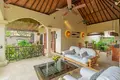 4-Schlafzimmer-Villa 1 157 m² Gianyar, Indonesien