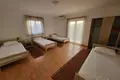 Haus 10 Schlafzimmer  Zelenika, Montenegro