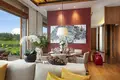 3-Schlafzimmer-Villa 521 m² Thai Mueang, Thailand