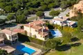 4-Schlafzimmer-Villa 313 m² Loule, Portugal