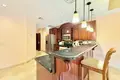2 bedroom condo 125 m² West Bay, Honduras
