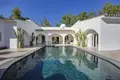 5 bedroom house 484 m² San Pedro Alcantara, Spain