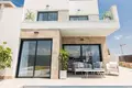 Villa de tres dormitorios 118 m² Los Montesinos, Španjolska