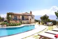 7 bedroom villa 450 m² Dramia, Greece