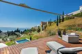 3 bedroom villa 1 114 m² Gardone Riviera, Italy