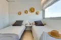 Mieszkanie 2 pokoi 141 m² Torrevieja, Hiszpania